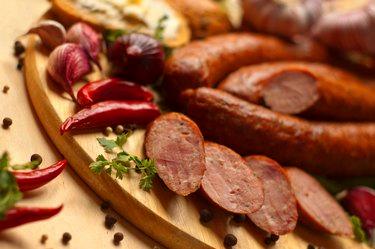 ARNOLDS RED HOT’S SMOKED BEEF SAUSAGE